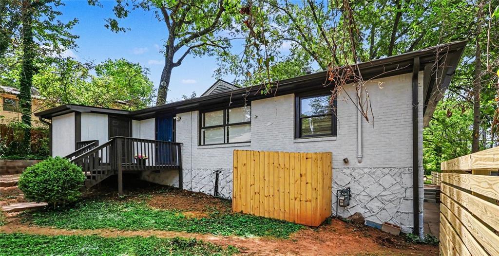 3416 Maplehurst Drive