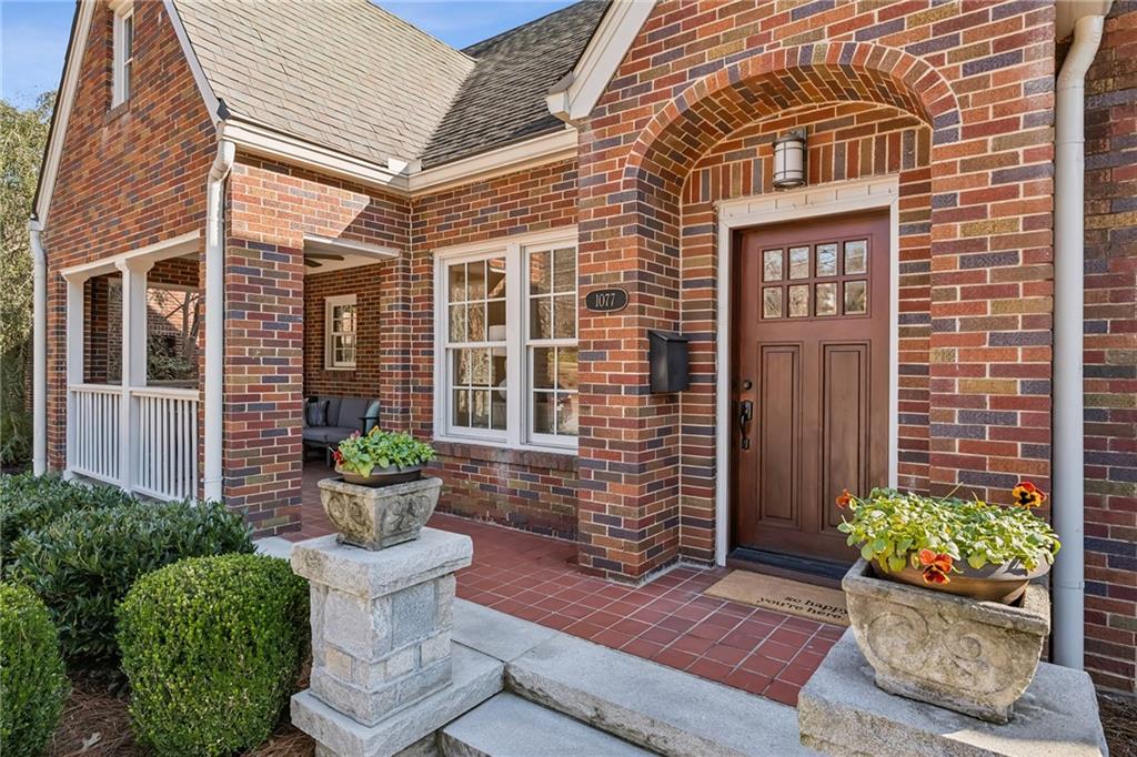 1077 Lanier Boulevard NE