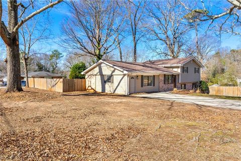 A home in Douglasville