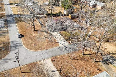 A home in Douglasville