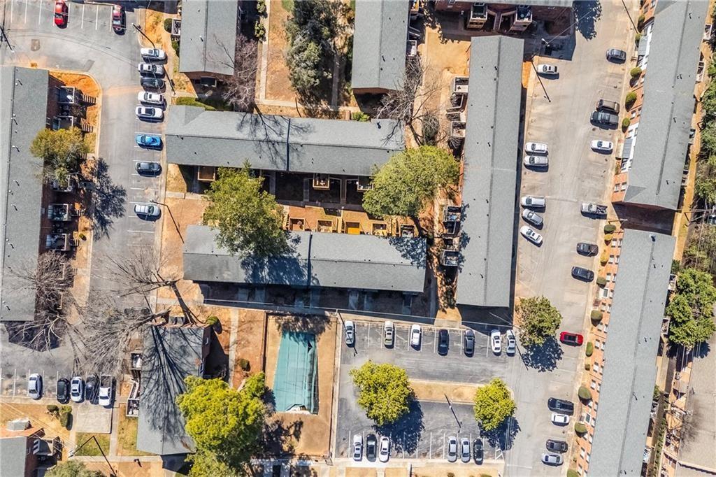 Charleston Square - Residential