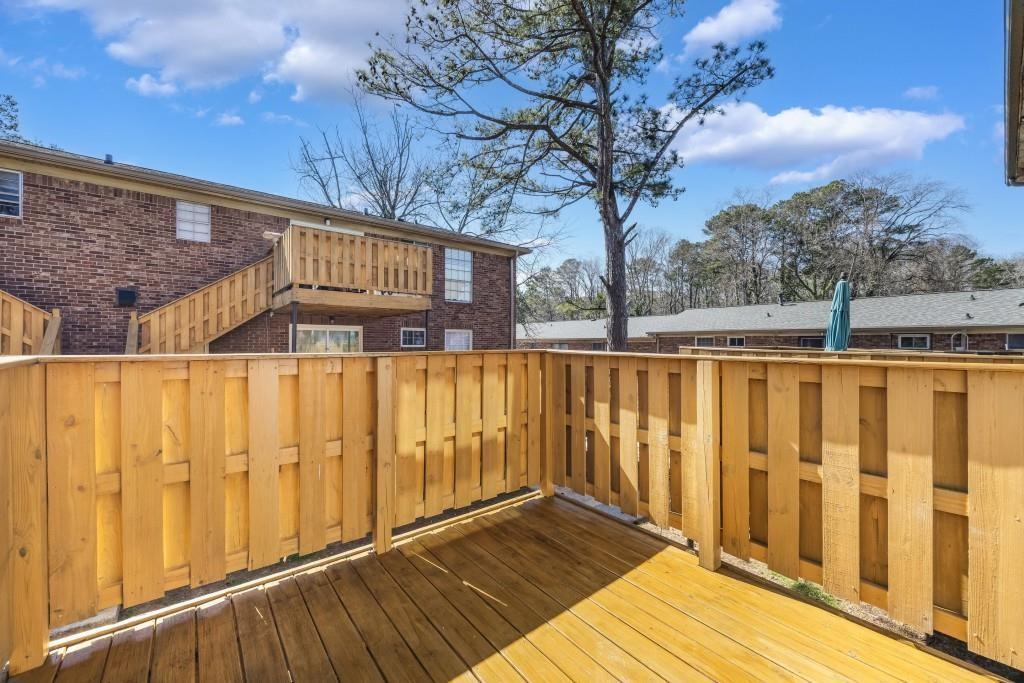 Charleston Square - Residential