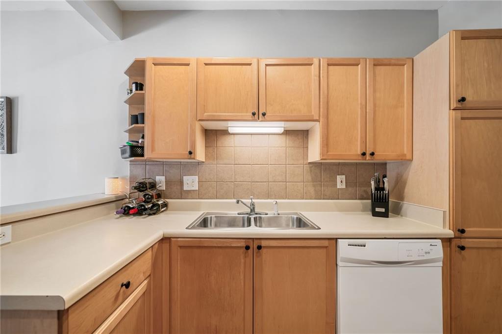 The Crossings of Towne Lake - Residential