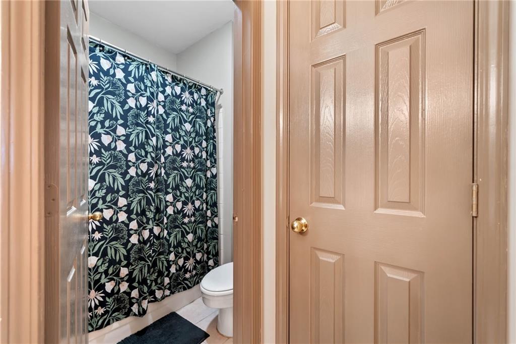 The Crossings of Towne Lake - Residential