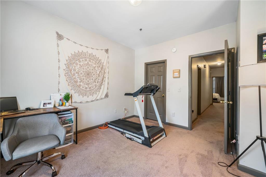 The Crossings of Towne Lake - Residential