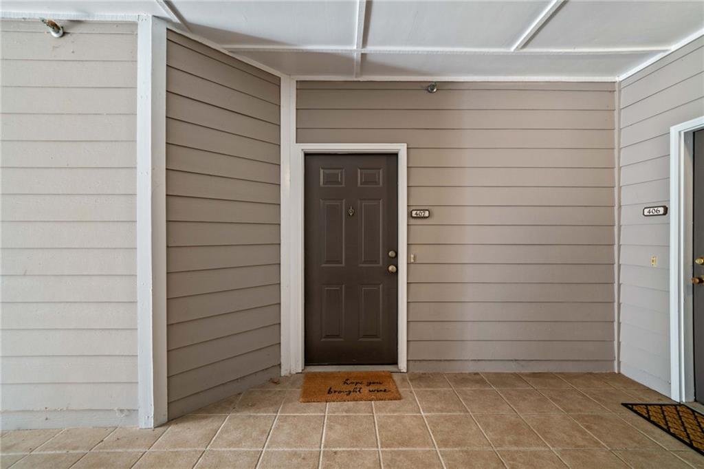 The Crossings of Towne Lake - Residential