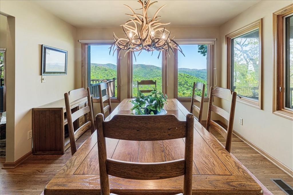 117 Falcon Heights Lane