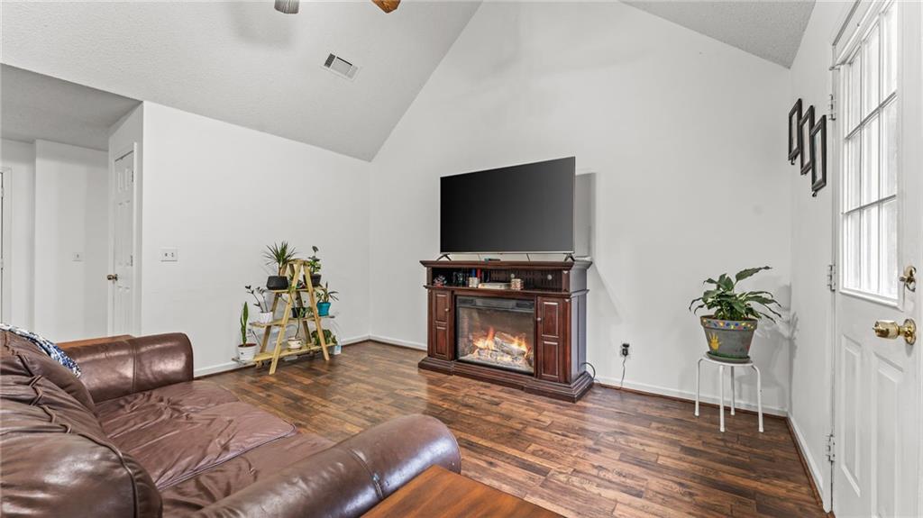 Ward Est - Residential