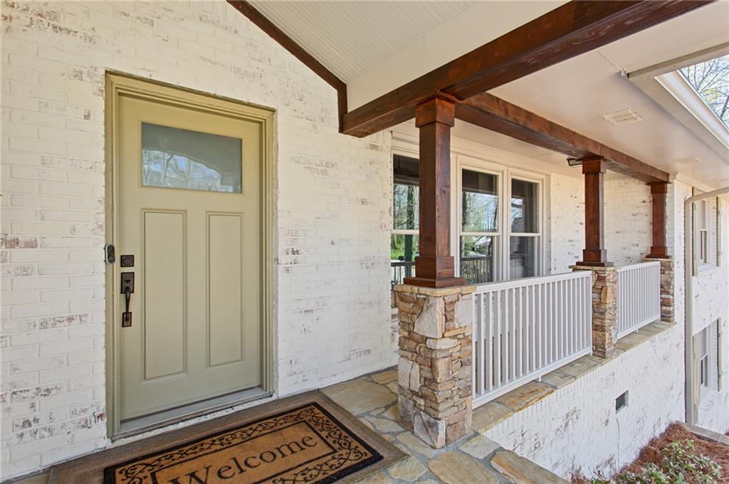 3711 Hickory Circle SE