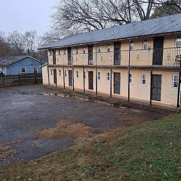 1181 Garibaldi St Sw