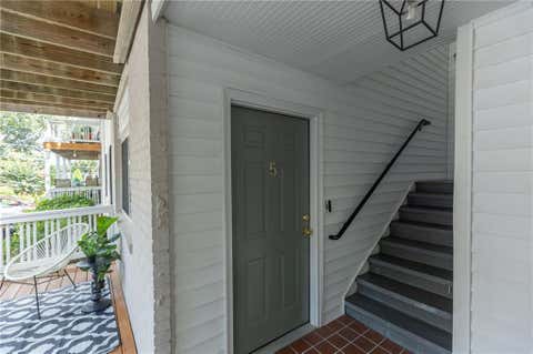 Condo For Sale - 1988 Wellbourne Drive #5<br/> Fulton County, Atlanta, GA 30324