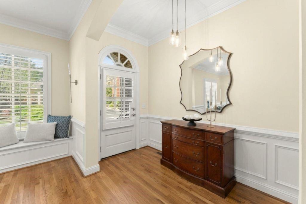594 Parkside Village