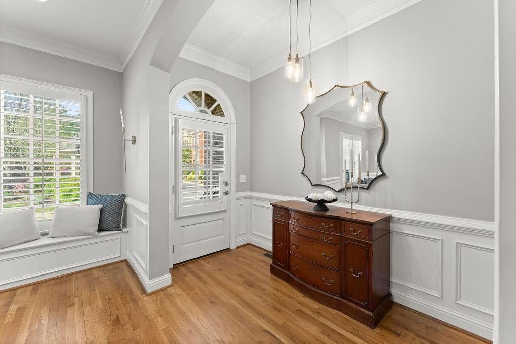 594 Parkside Village