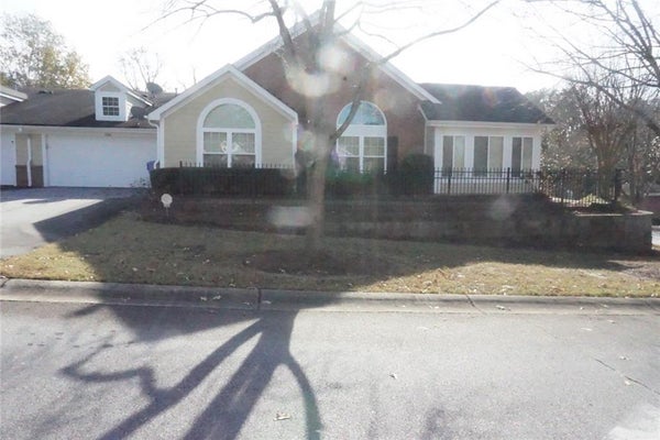 1802 CASCADE PARK DR SW, ATLANTA, GA 30331 - Image 8a95b91695a4792cc560c034834471b4/3854555109