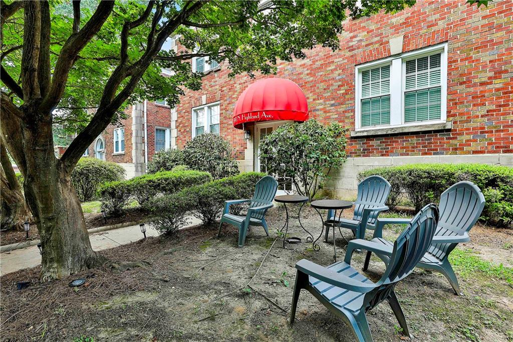 991 N Highland Avenue NE APT 6