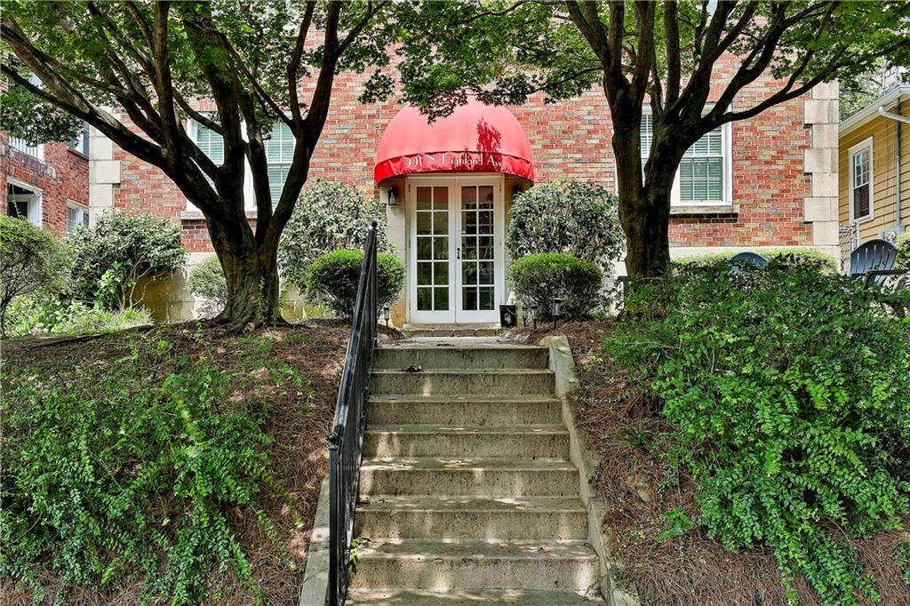 991 N Highland Avenue NE APT 6