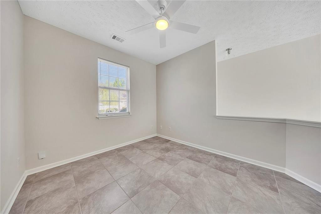 631 Windcroft Circle NW