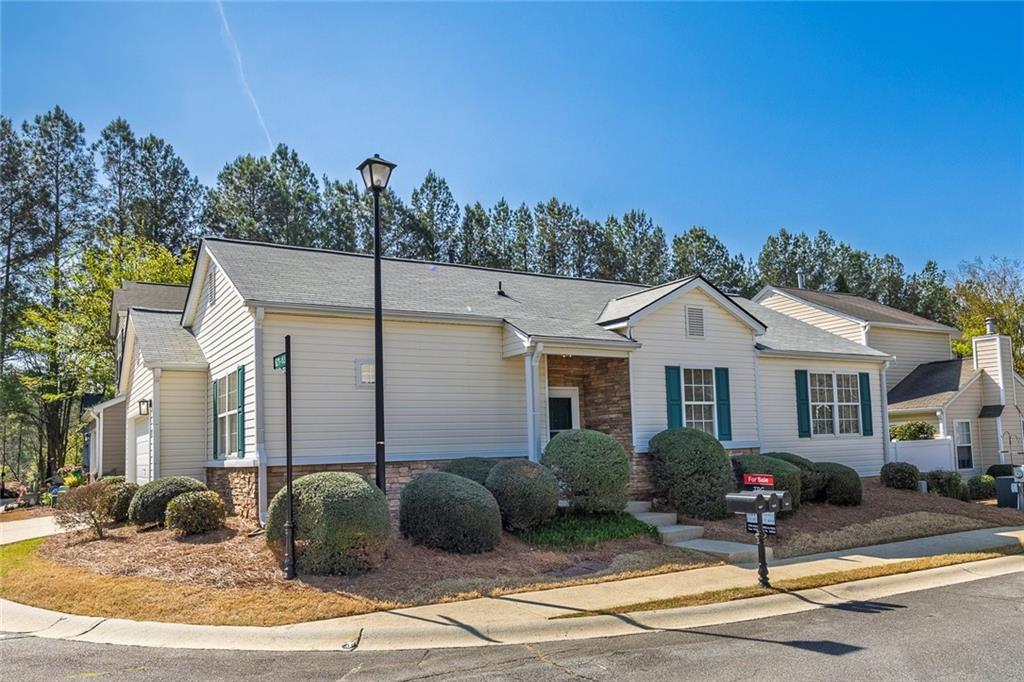 631 Windcroft Circle NW