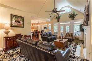 2870 NW Towne Village Drive