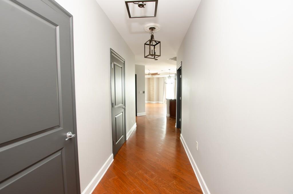 325 E Paces Ferry Road 2111