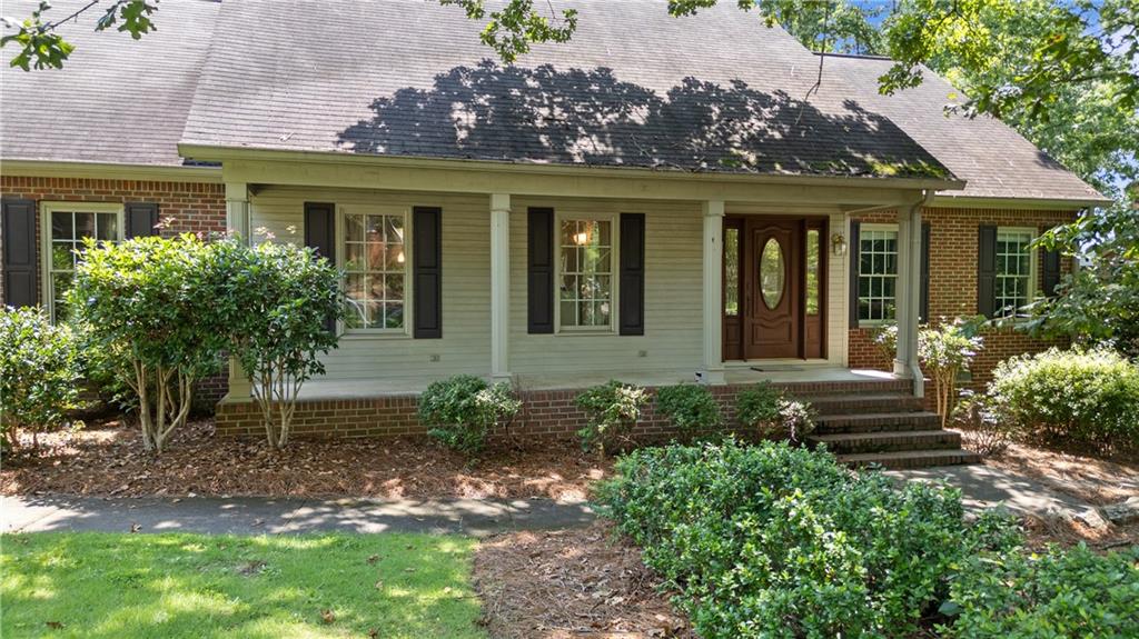 10 Gregory Drive SW