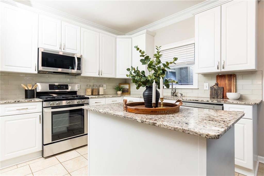 Brookhaven Village - Residential