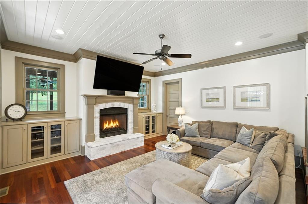 Ball Ground, Georgia, 30107, United States, 5 Bedrooms Bedrooms, ,6 BathroomsBathrooms,Residential,Active,2041721