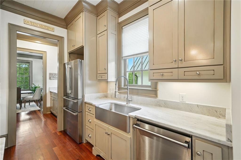 Ball Ground, Georgia, 30107, United States, 5 Bedrooms Bedrooms, ,6 BathroomsBathrooms,Residential,Active,2041721