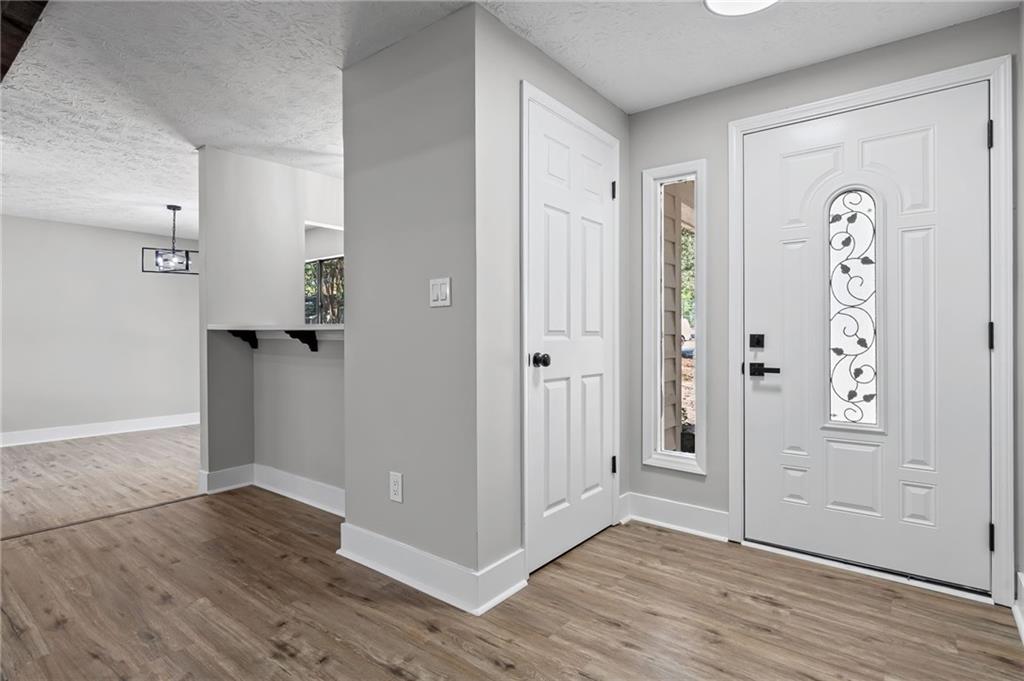 255 Avalon Way