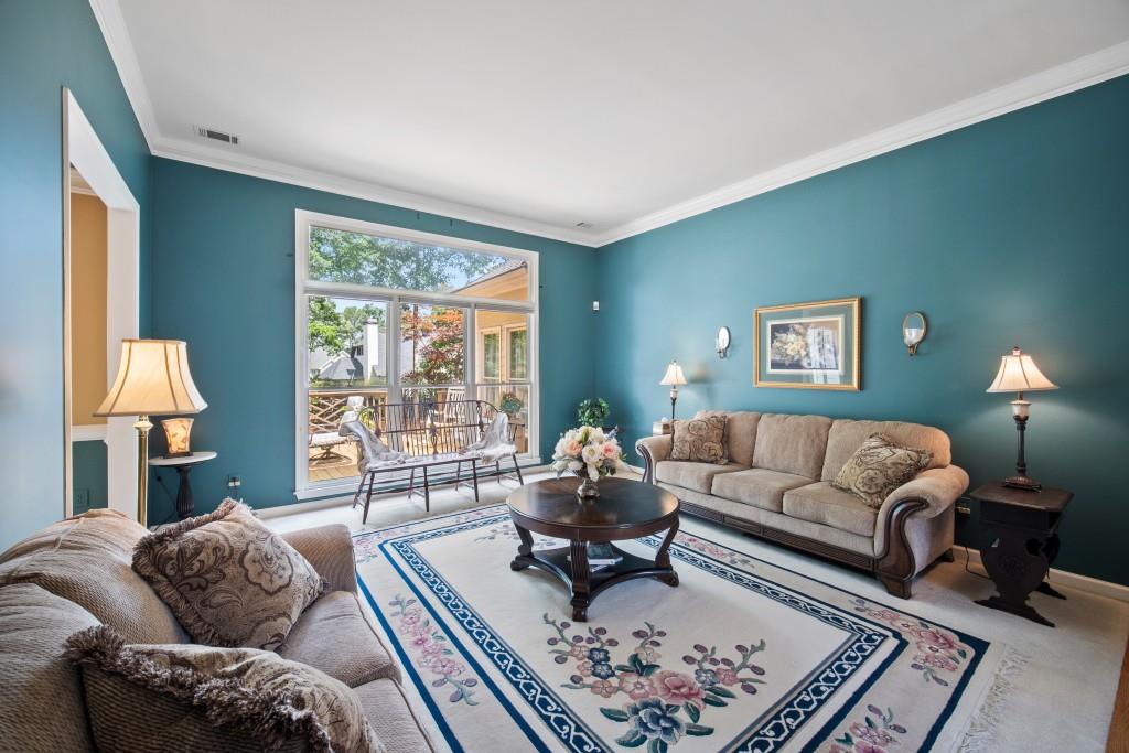 569 Fairway Drive