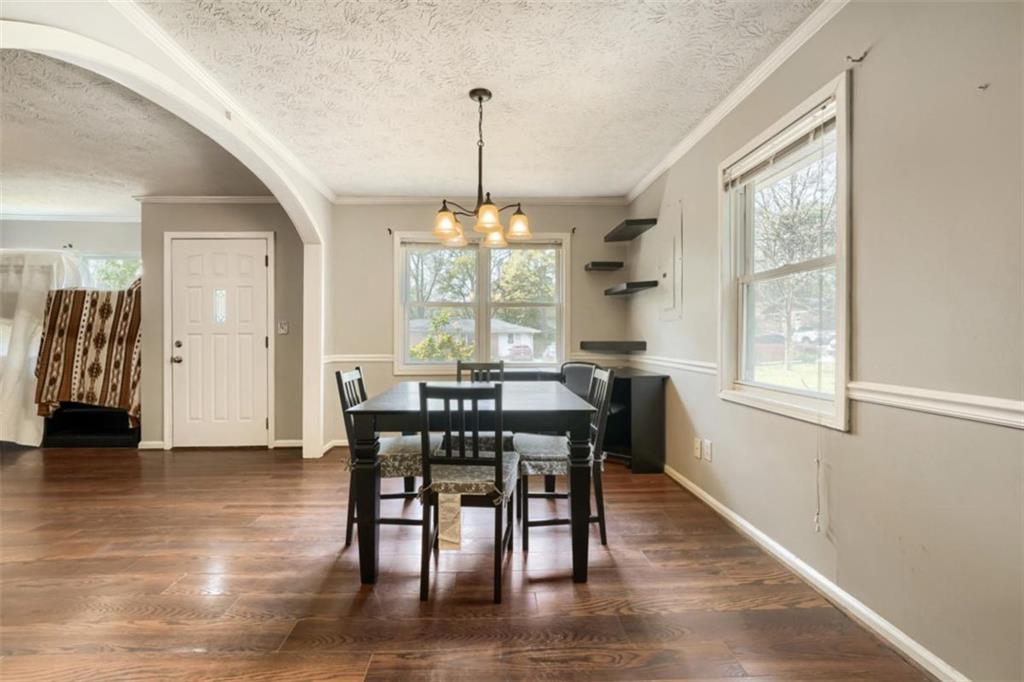 8504 Meadowbrook Drive