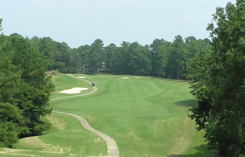 Luxury living in a premier community! This 1.086-acre lot in Masters Cove offers the perfect canvas for your dream home. With R-3 zoning, possibilities abound. Enjoy resort-style amenities, including a golf course and pool, within an exclusive HOA-managed community. Build your ideal residence, from modern estate to family-friendly haven.
