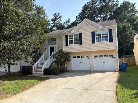 Homes For Sale - 3484 Grovewood Lane<br/> Gwinnett County, Duluth, GA 30096