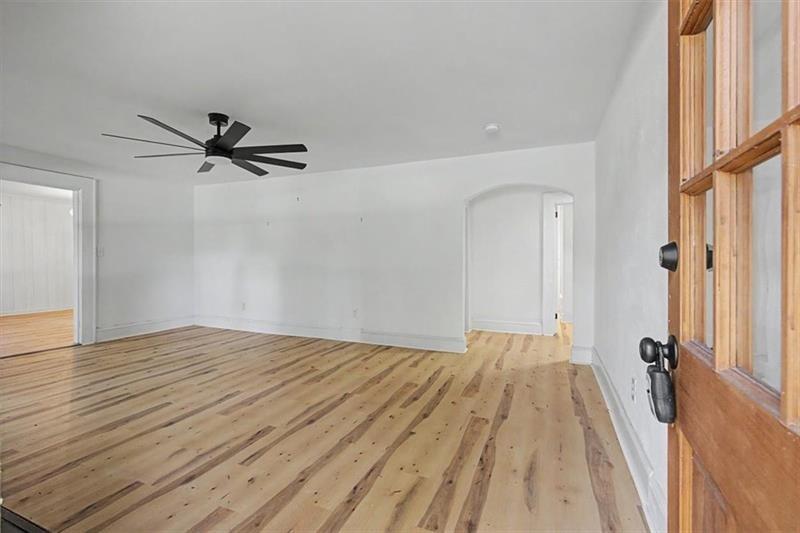 107 W Fairmount Avenue