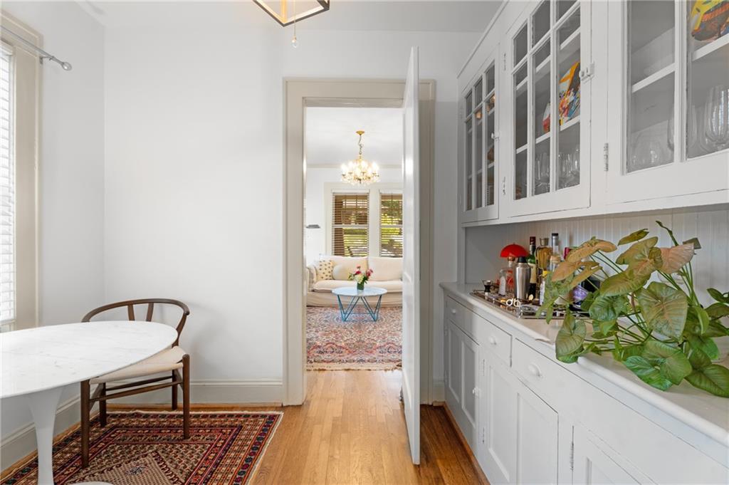 2424 Glenwood Drive, Atlanta, Georgia image 6