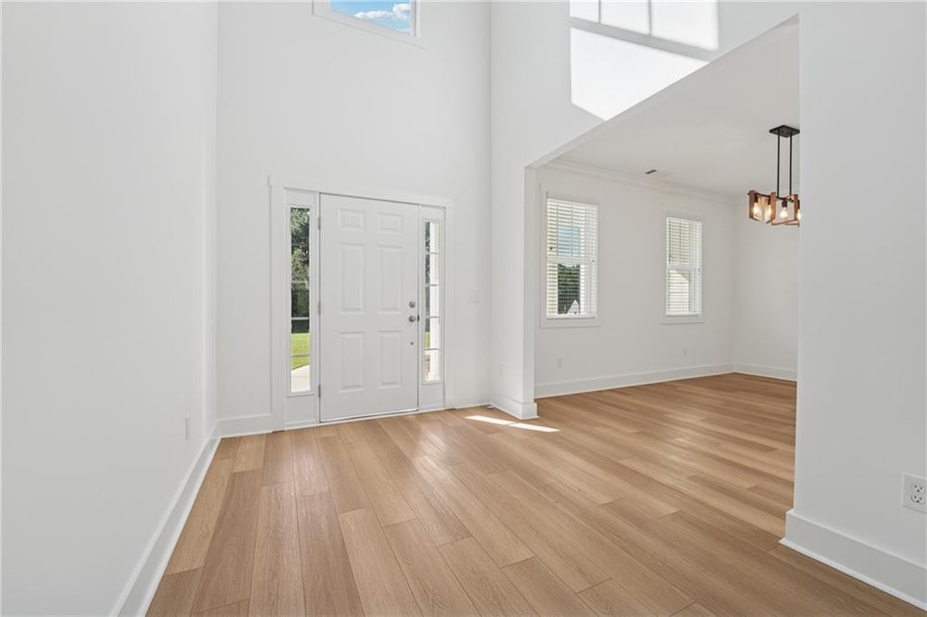 2049 Chestnut Oak Trail