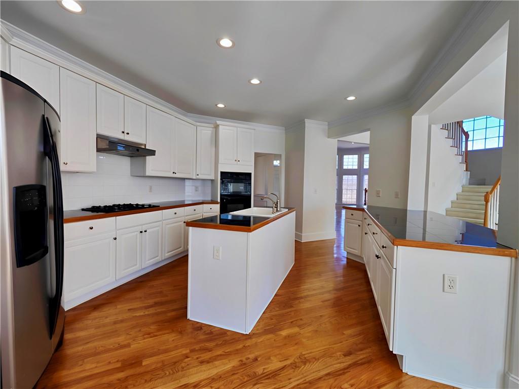 11365 Donnington Drive, Duluth, Georgia image 12