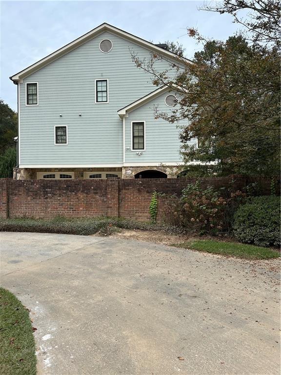 3200 Farmington