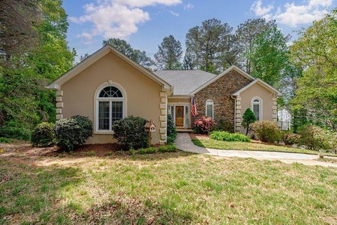 Homes For Sale - 9146 Hidden Valley<br/> Douglas County, Douglasville, GA 30135