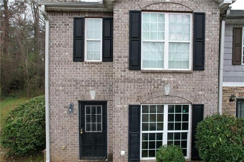 Homes For Sale - 4031 Browne Court<br/> Conley, GA 30288