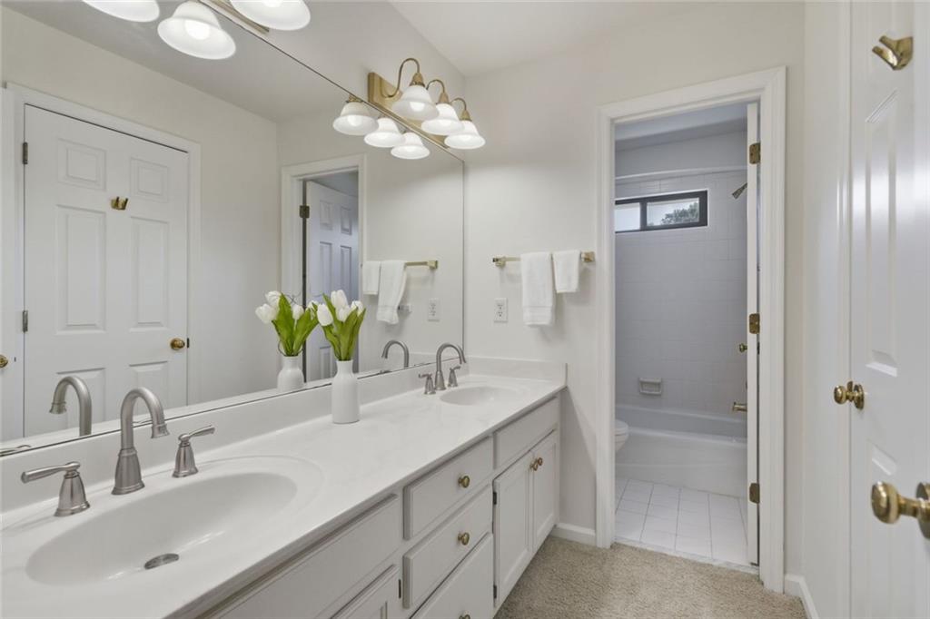 The Fountain at Woodlawn - Residential