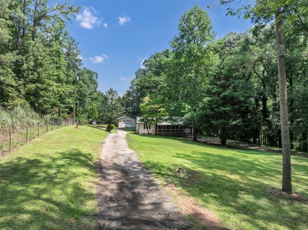 400 Wyldewoode Drive