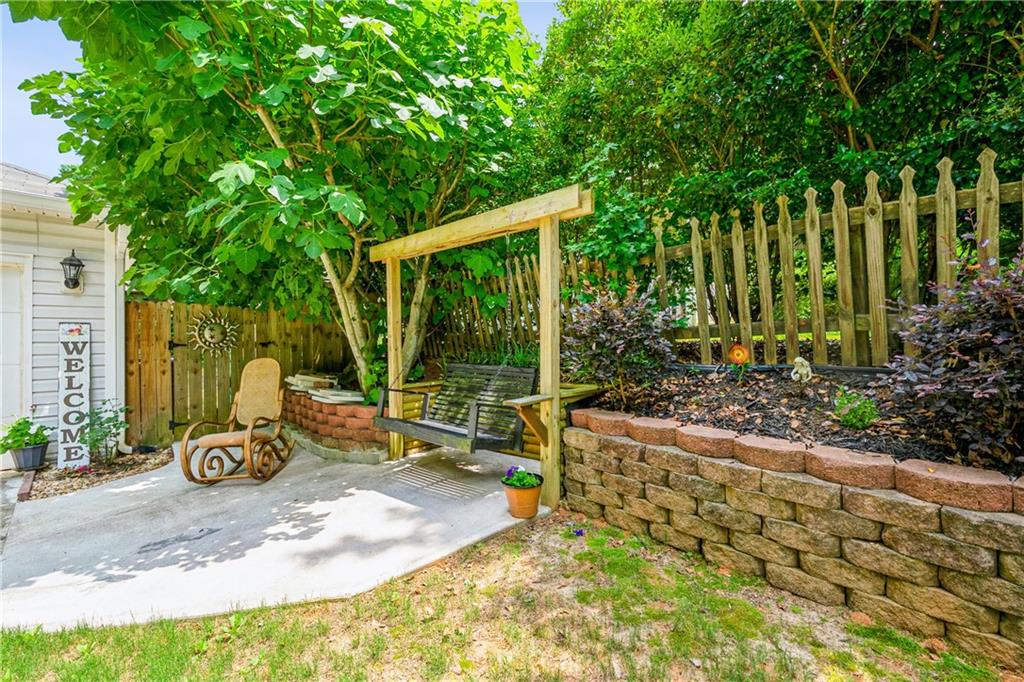 2730 Lakeridge Drive