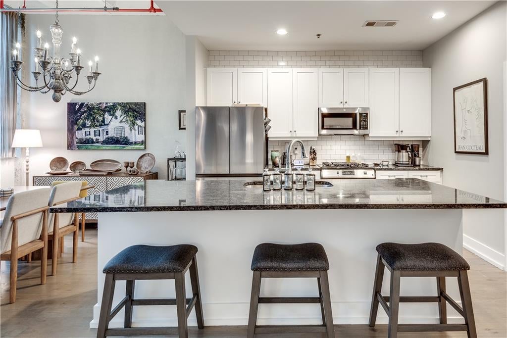 33 Ponce De Leon Avenue NE 203