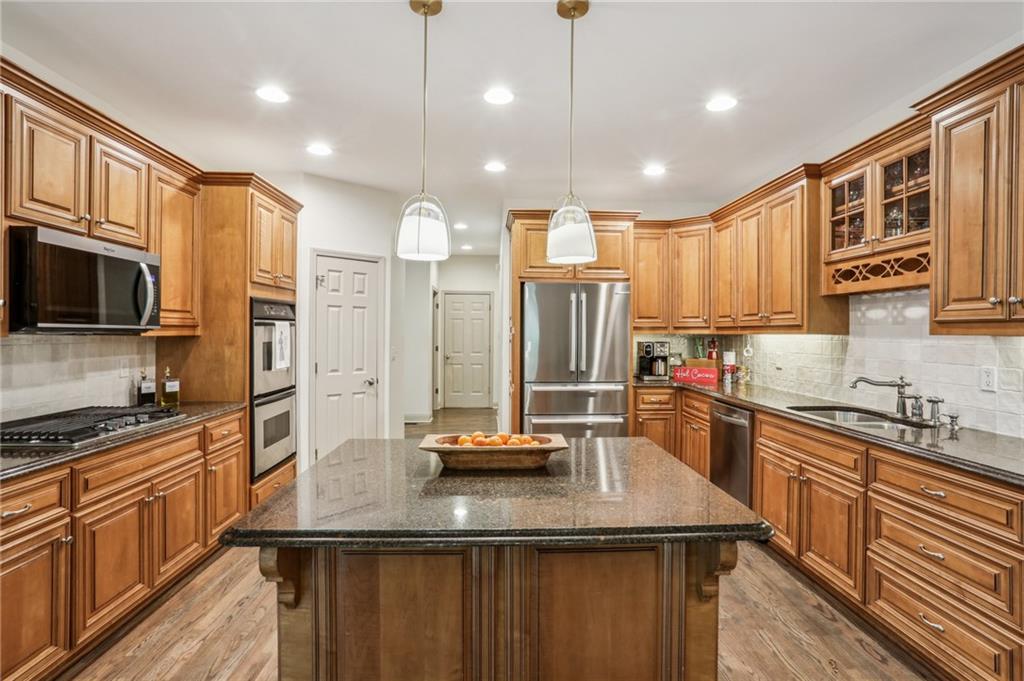 2656 White Rock Drive, Buford, Georgia image 8