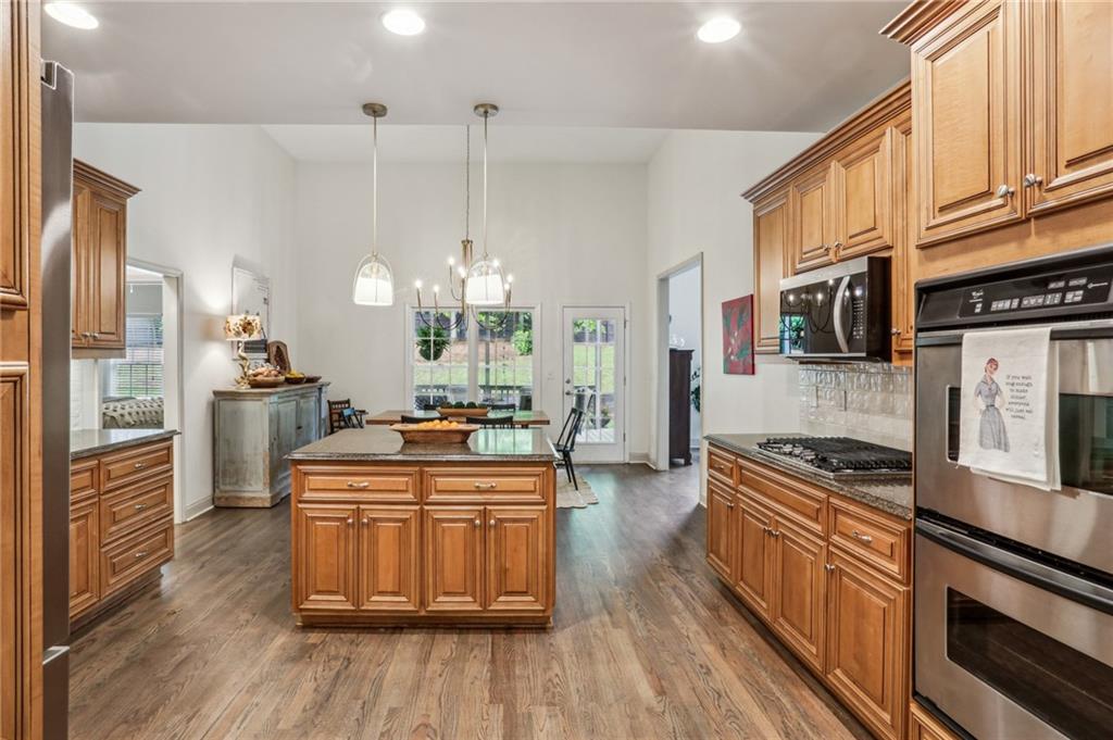 2656 White Rock Drive, Buford, Georgia image 9
