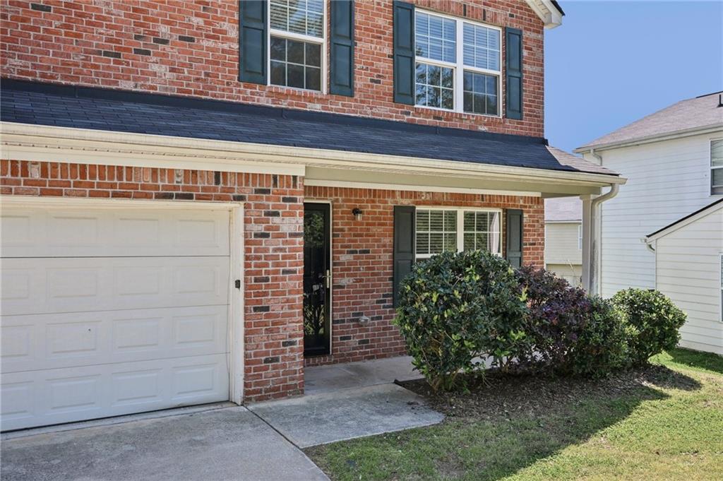 5675 Laurel Ridge Circle