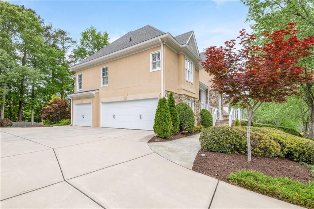454 Langley Oaks Drive, Marietta, Georgia image 4