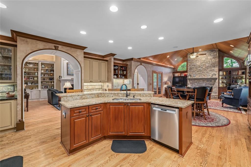 454 Langley Oaks Drive, Marietta, Georgia image 19
