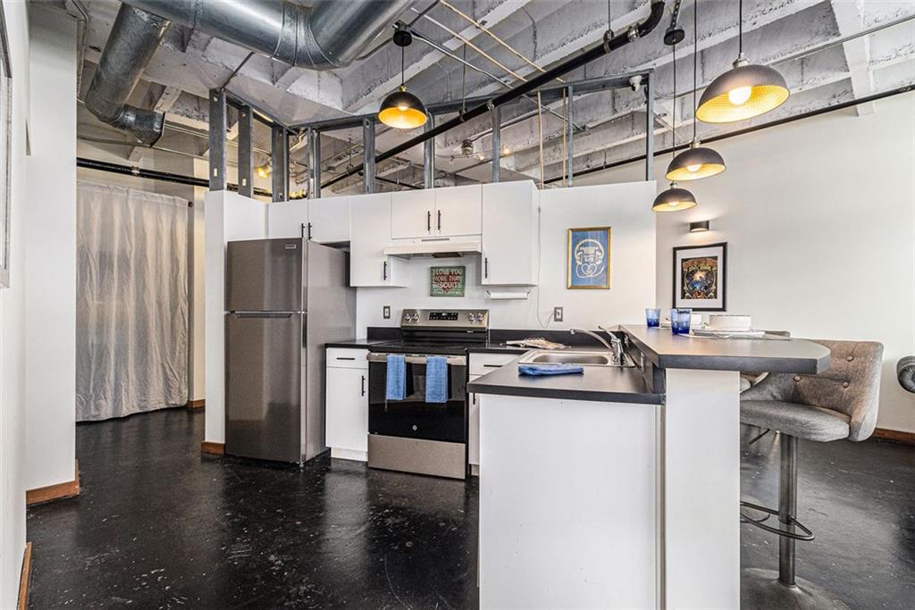 878 Peachtree Street NE 634